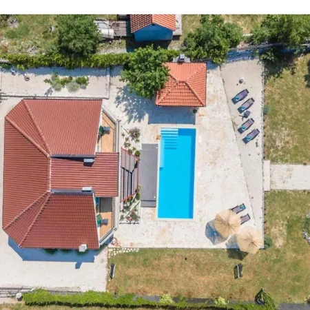 P - Vakantiehuis Šibenik